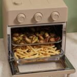 Wonder Oven Our 6-in-1 compact air fryer toaster oven - Image 2
