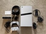 PS5 Pro Bundle: 2 controllers, Pulse headset, controller dock & stand w/ original packaging - Image 6